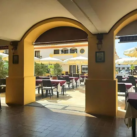 Classic Style With Pools Appartement *