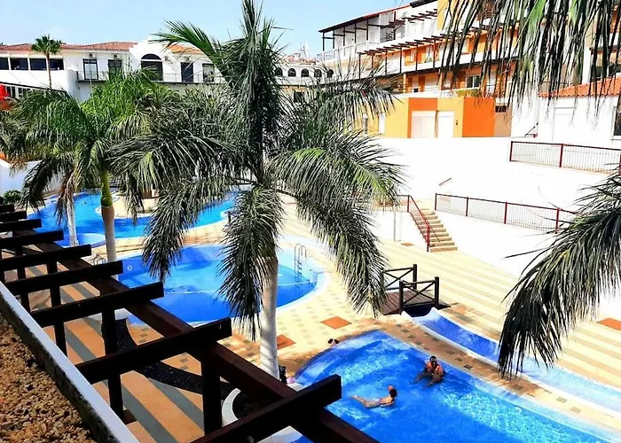 Classic Style With Pools Appartement